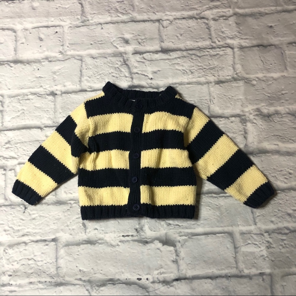 The Children’s Place knit button up sweater 3-6m